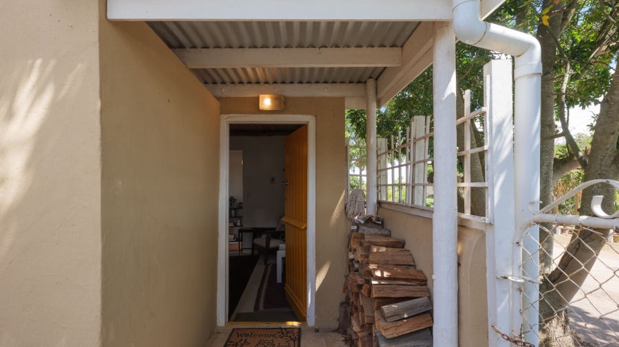 2 Bedroom Property for Sale in Napier Western Cape